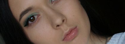 Тональный мусс для лица Catrice matt mousse make-up 12h even finish invisible pores&lines в оттенке #025 Light beige