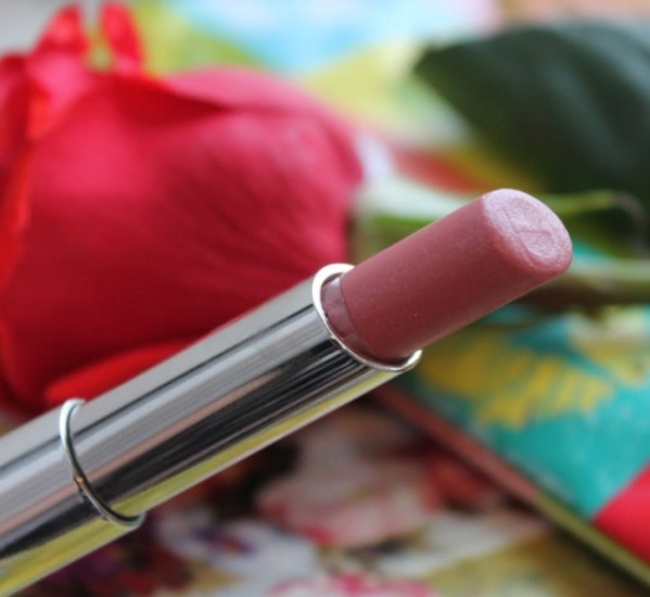 Помада Dior addict #260 Bright - моя любимая, ну и пусть она с шиммером, главное, смотрится деликатно