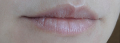 Зимние прогулки с Бальзамом для губ Belweder lip balm with rose attar