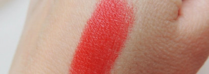 Моя первая красная. Помада Арт-Визаж, оттенок 45