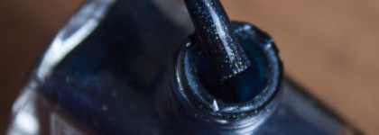 Konad Classic Jeans Nail Collection Mid Night Blue Jeans. Носим джинсу теперь и на ногтях