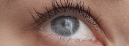 Дружбы не вышло с Maybelline Lash Sensational Lash Multiplying Mascara #01 Very Black