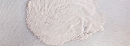 L'Oreal Infallible "24ч Матовое Покрытие" - Стойкий Матирующий Тональный Крем в оттенке #10 "Фарфор"