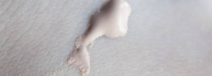 L'Oreal Infallible "24ч Матовое Покрытие" - Стойкий Матирующий Тональный Крем в оттенке #10 "Фарфор"