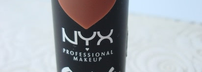 Помада от NYX Suede Matte Lipstick в оттенке Free Spirit