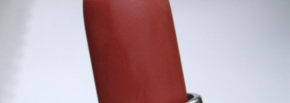 Помада IsaDora-perfect matt lipstick 01 Bare Bogemian. Неужто для богемы?