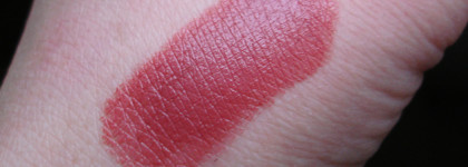 Essence Cool Collagen Plumping Lipstick в оттенке 204 My Way