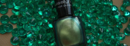 Лак для ногтей Misslyn в оттенке gold lagoon 562…