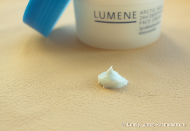 Бюджетное восполнение влаги на 24 часа с Arctic aqua 24h deep moisture face cream от Lumene