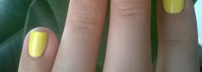 Не совсем солнечный, но милый Sally Hansen Hard as Nails Xtreme Wear #320 Sun Spots