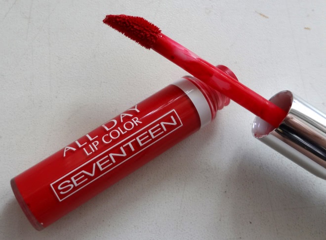 Прекрасные красные опасные с Seventeen All Day Lip Color №07
