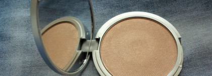 Сиять как звезда или моя миниколлекция хайлайтеров. Часть 3 Divage Colour Sphere №20 и TheBalm Mary Lou Manizer Luminizer