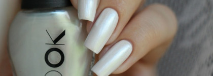 NailLook BioPearl 30701 +  стемпинг Konad Square Image Plate 09