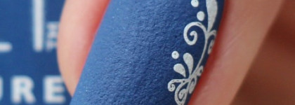 Sally Hansen  Velvet Texture Nail Color 650 Regal + стемпинг Konad