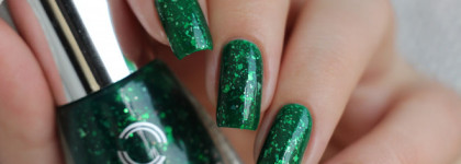 Витраж на ногтях: Лаки Dance Legend из коллекции Broken Glass