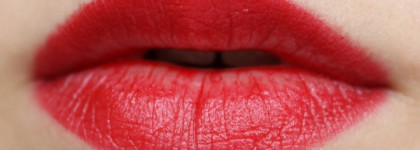 Rimmel #500 Diva Red
