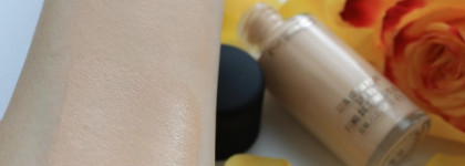 MAC Studio Fix Fluid spf 15 nw13 & MAC Cream Colour Base Pearl