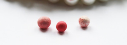 Нежные румяна от Guerlain Les Tendres Collection Meteorites Perles de Blush Angelic Radiance