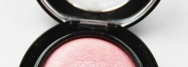 Сияющий румянец с MAC Mineralize Blush "Just A Wisp"