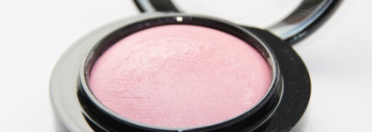 Сияющий румянец с MAC Mineralize Blush "Just A Wisp"
