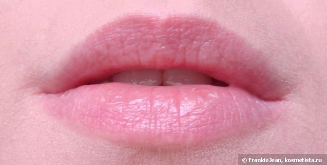 Немного космоса с Givenchy Gelee D'interdit Gloss Balm Crystal Shine № 2 Celestial Black