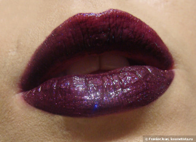 Немного космоса с Givenchy Gelee D'interdit Gloss Balm Crystal Shine № 2 Celestial Black