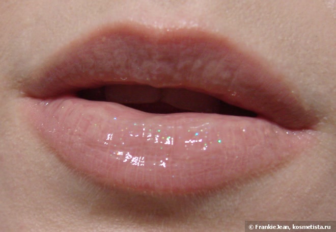 Немного космоса с Givenchy Gelee D'interdit Gloss Balm Crystal Shine № 2 Celestial Black