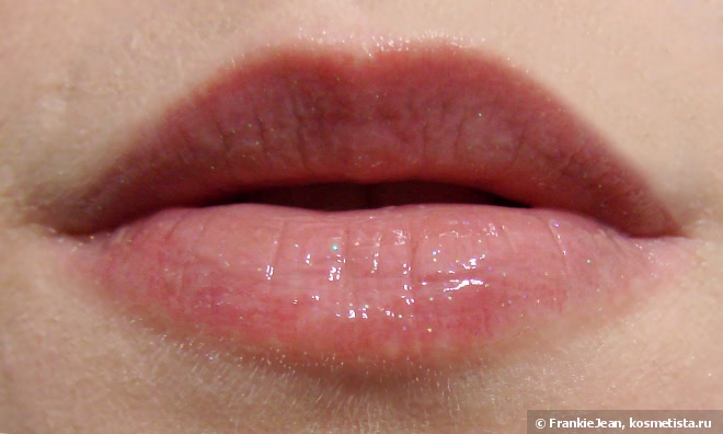 Немного космоса с Givenchy Gelee D'interdit Gloss Balm Crystal Shine № 2 Celestial Black