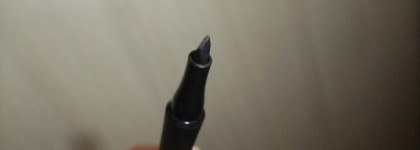 Жидкая подводка для глаз Avon Mega Effects Liquid Eyeliner black