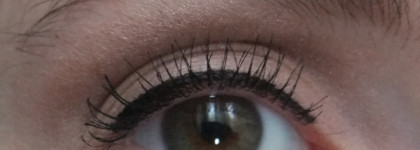 Жидкая подводка для глаз Avon Mega Effects Liquid Eyeliner black