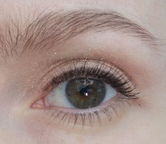 Сложившийся тандем: Make Up For Ever Aqua Cream Waterproof Cream Color #13 и Make Up For Ever Aqua Eyes Waterproof Eyeliner Pencil - 2L
