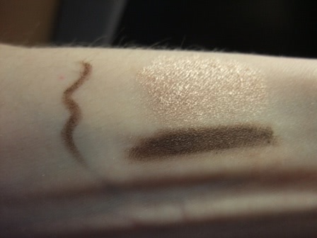 Сложившийся тандем: Make Up For Ever Aqua Cream Waterproof Cream Color #13 и Make Up For Ever Aqua Eyes Waterproof Eyeliner Pencil - 2L