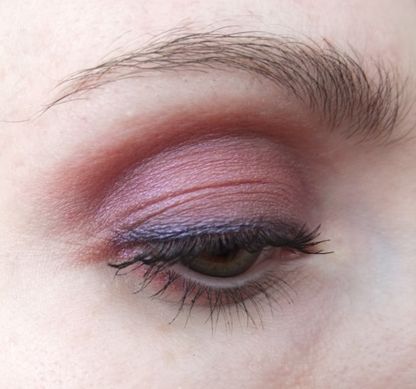 Раскрасим весну с сочными оттенками Catrice тени для век Absolute Eye Color #620 Inglorious Mustards, #710 Lilac Del Ray, #700 Jeans Dean, #720 Papaya