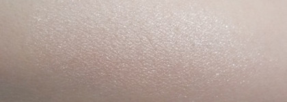 Guerlain Ombre Eclat 1 shade eyeshadow #162 L'instant D'un Baiser, #183 L'instant D'une Caresse