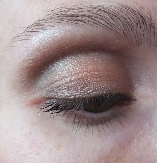 Приятнейшее знакомство - Makeup Revolution London Redemption palette romantic smoked
