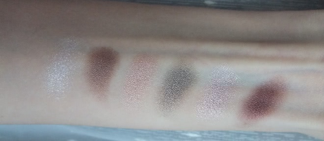 Приятнейшее знакомство - Makeup Revolution London Redemption palette romantic smoked