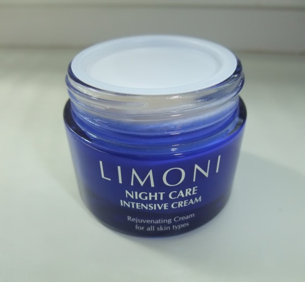 Limoni Night care intensive cream - восстановить кожу во сне