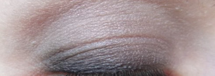 Быть черному! Тени Vivienne Sabo petits jeux в оттенке #118