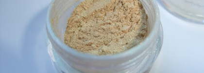 Tammy Tanuka Sigil Inspired Шалящая со скарабеями