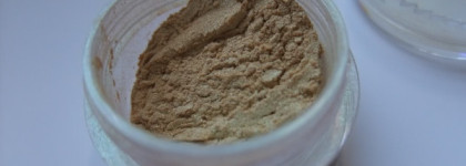 Tammy Tanuka Sigil Inspired Шалящая со скарабеями