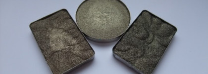 Оттенки хаки в тенях Just