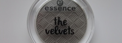 Essense тени для век The Velvets eyeshadow в оттенке 04 you're the greytest