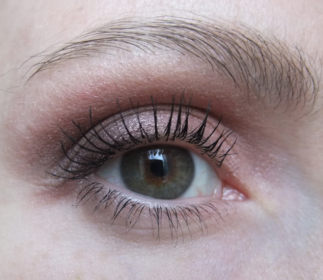 Maybelline Brow drama sculpting brow mascara medium brown