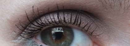 Max Factor Wild Shadow Pots в оттенке №30 Turquoise Fury