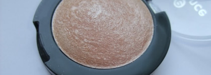 Essence The Metal Eyeshadow 01 Ballerina glam