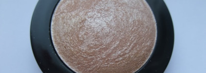 Essence The Metal Eyeshadow 01 Ballerina glam