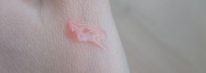 Масло для губ Essence prettifying lip oil 03 sos, my heart