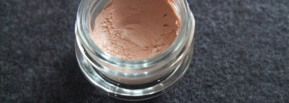 Avon Eye shadow primer