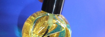 Масло для кутикулы и ногтей Bohemia Professional Cuticle Oil Золото