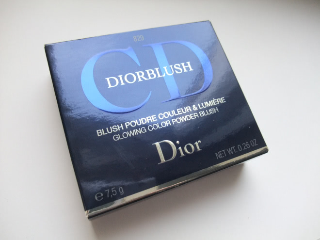 Повидавшие жизнь румяна Dior Diorblush в оттенке 829 Rose Dragee